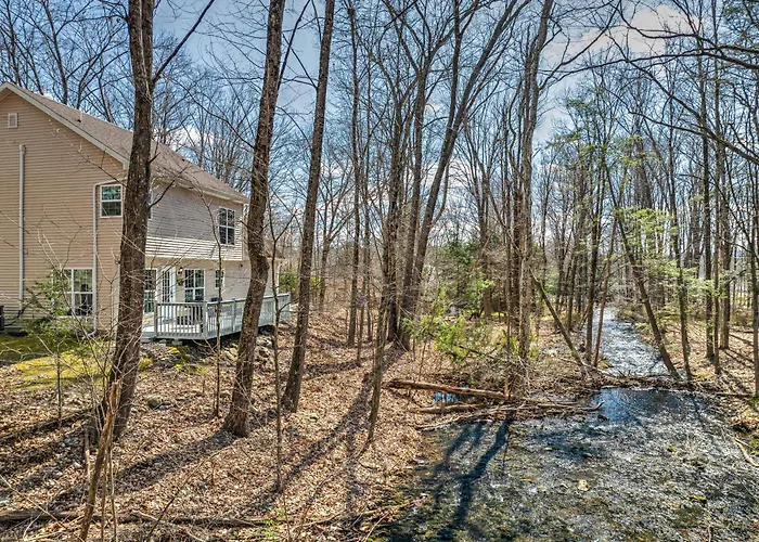 30 Day Minimum Stay - Private Creekside Solace